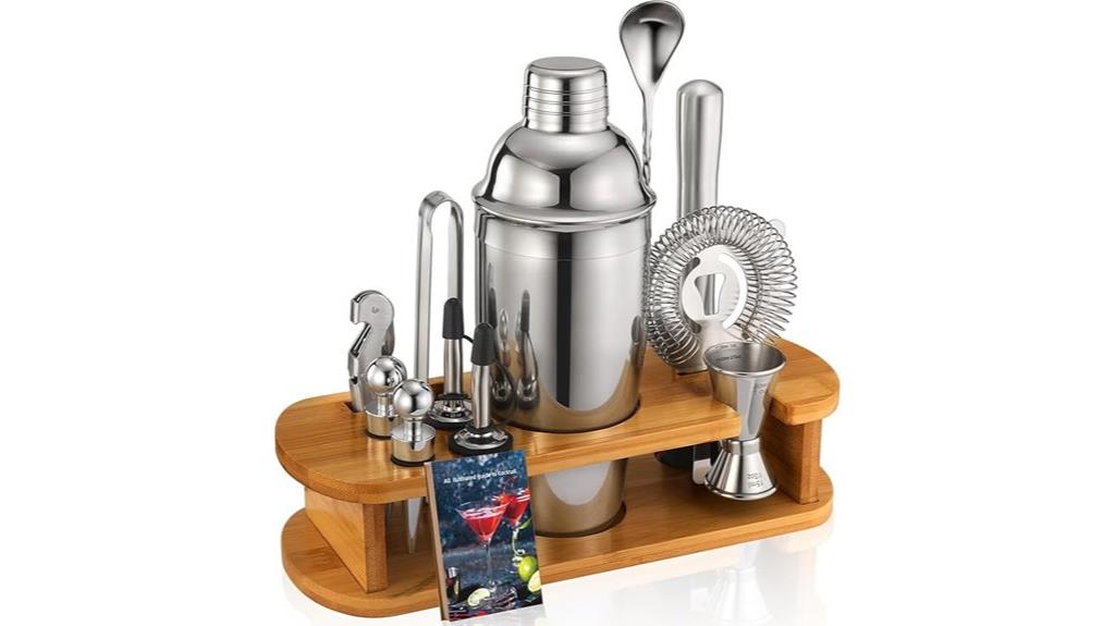 comprehensive cocktail shaker set