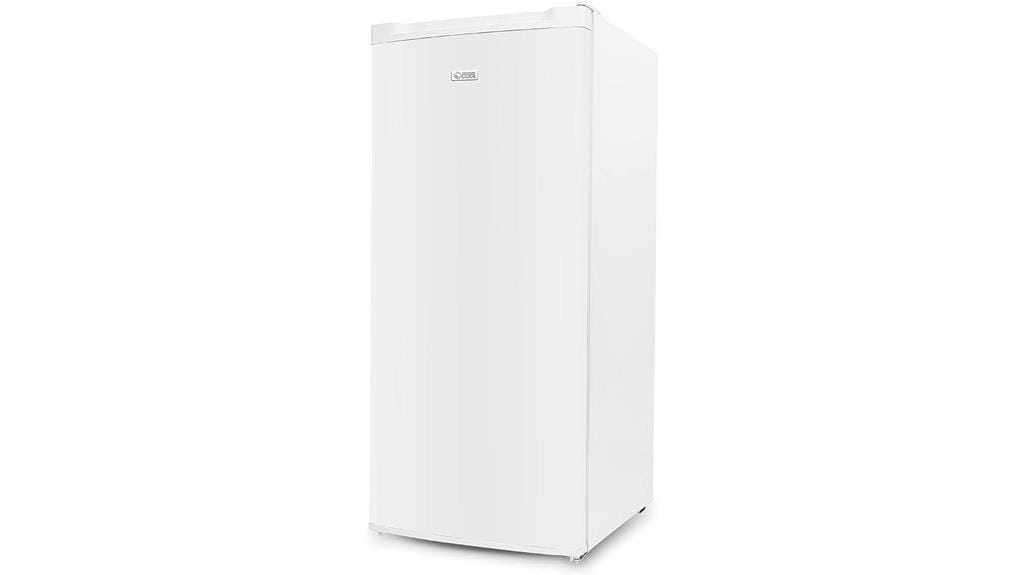 upright freezer with reversible door